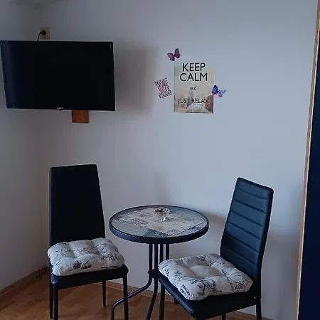 Apartment Mary Dugi Rat